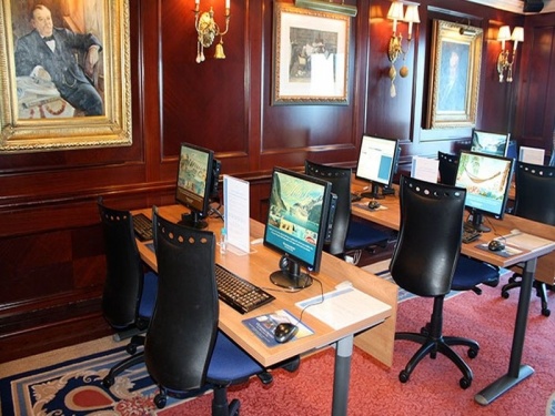 Интернет-кафе