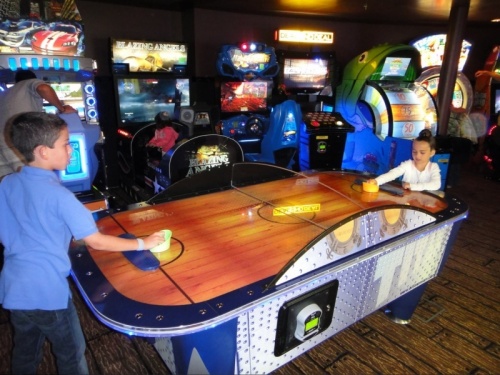 Зал видеоигр Arr-cade