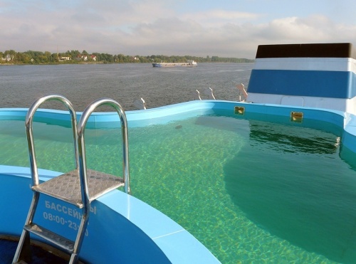 Открытый бассейн