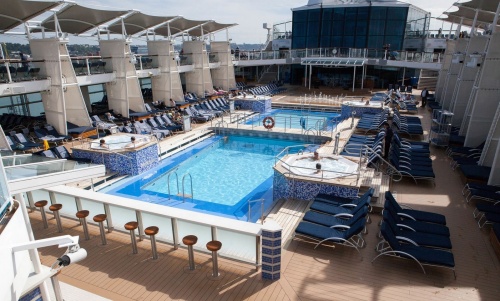 Бассейны и джакузи