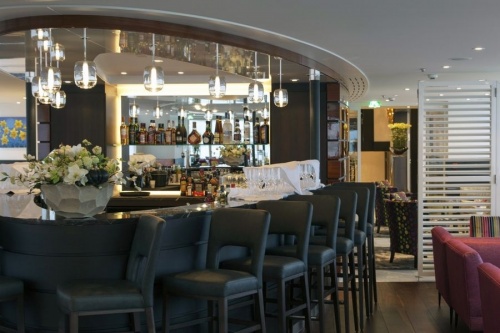 Основной Лондж и бар