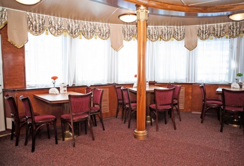 Панорамный салон