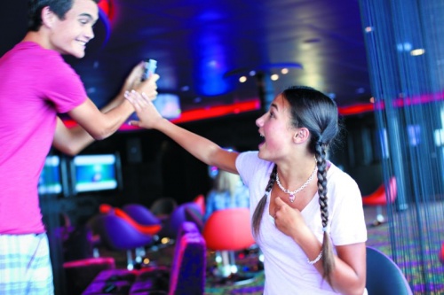 Клуб для подростков Entourage