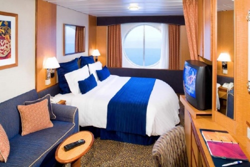 Большая каюта с окном (I)