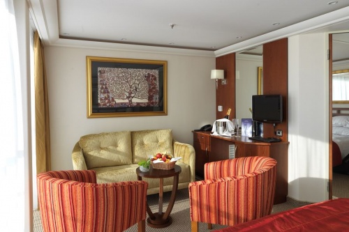 Junior сьют с французским балконом