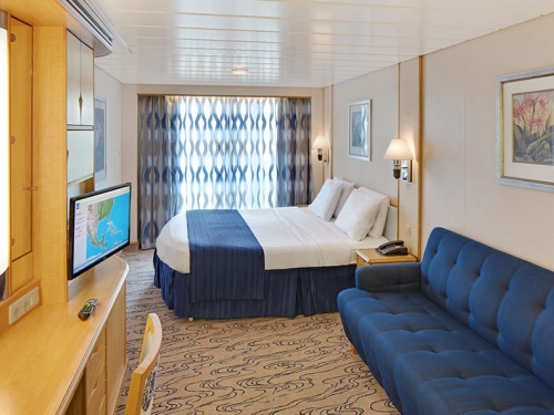 Просторная каюта с балконом (6B)