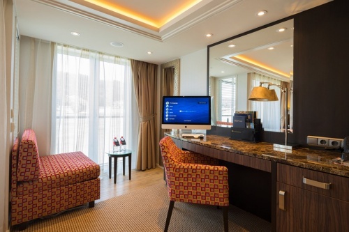 Каюта с двумя балконами (AB)