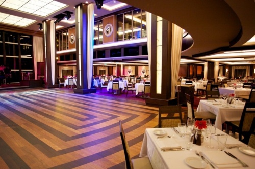 Основной ресторан The Manhattan Room