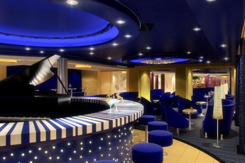 Бар с живой музыкой Piano Bar